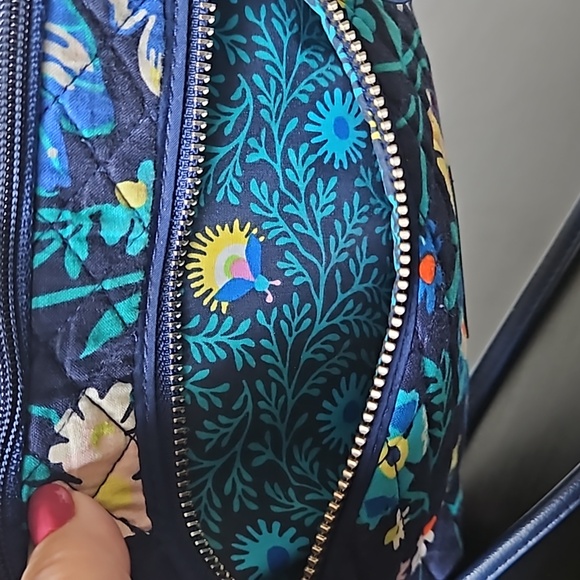 Vera Bradley blue flowered crossbody carryall - Picture 6 of 12